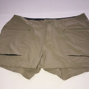 Gander Mountain shorts size 14